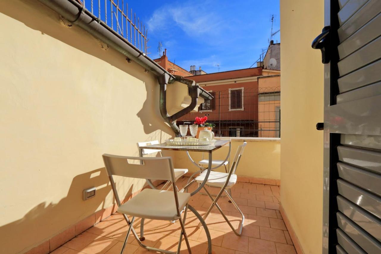 Monti Charming Apartment - Rome Short Let Service Zewnętrze zdjęcie